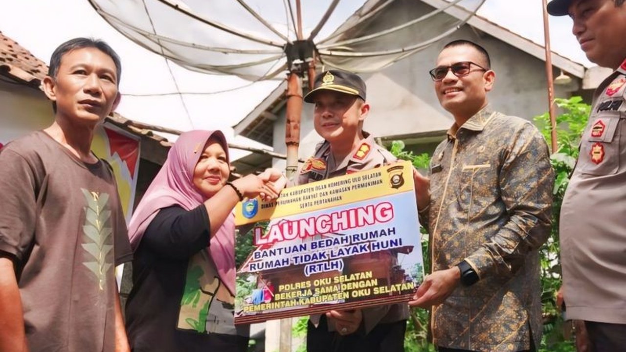 Kepolisian Resor OKU Selatan meluncurkan program bedah rumah gratis untuk masyarakat miskin, menargetkan renovasi satu rumah per bulan sepanjang 2025 dengan fokus pada rumah-rumah yang tidak layak huni dan melibatkan partisipasi masyarakat.