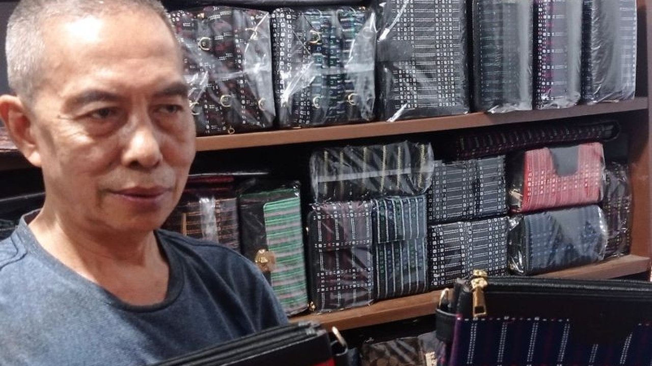 Pemerintah Kabupaten Lebak mendorong pengelola koperasi untuk berperan aktif dalam mengembangkan ekonomi kreatif, khususnya kerajinan tangan, guna meningkatkan kesejahteraan masyarakat.