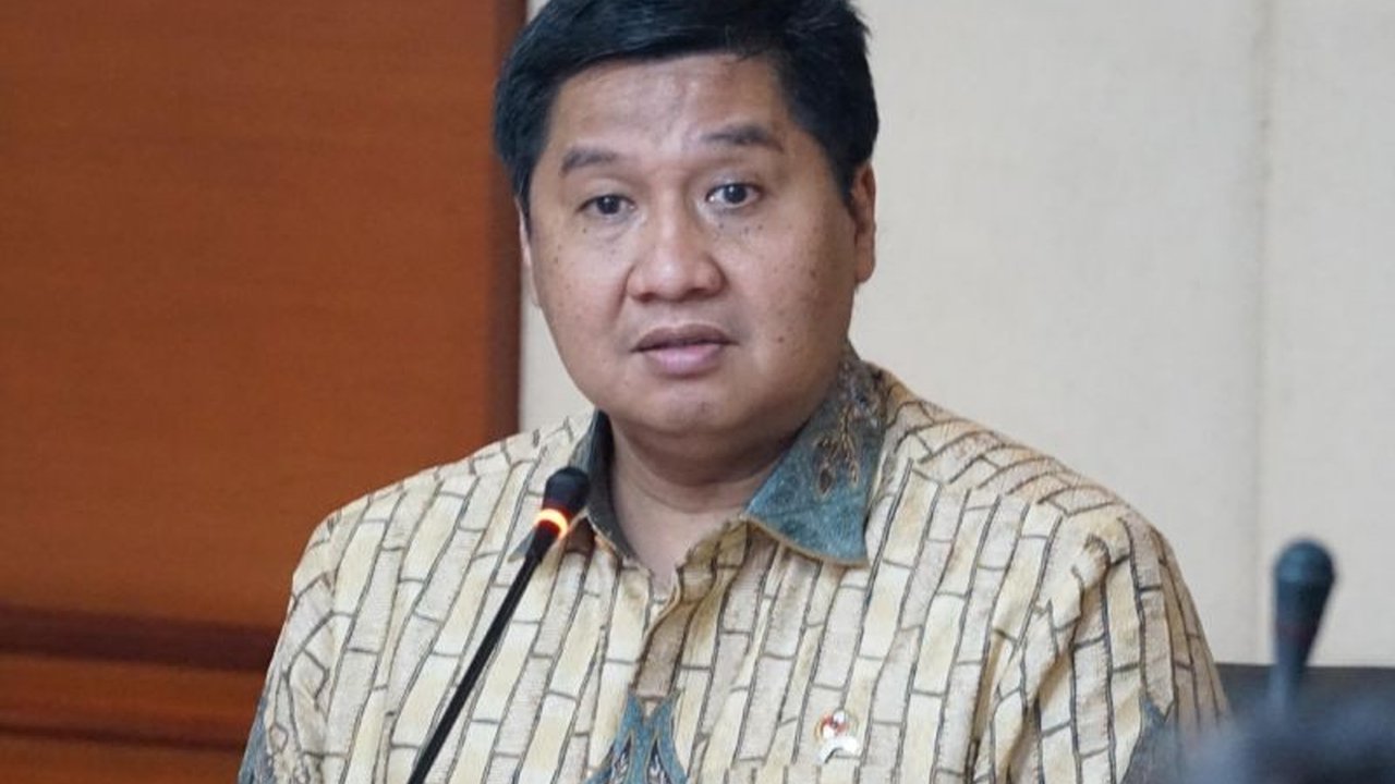 Menteri Perumahan Rakyat (PKP) meminta asosiasi pengembang perumahan memberikan data biaya pembangunan rumah subsidi untuk menentukan harga rumah subsidi dan skema FLPP 2025 yang lebih tepat sasaran dan menguntungkan semua pihak.