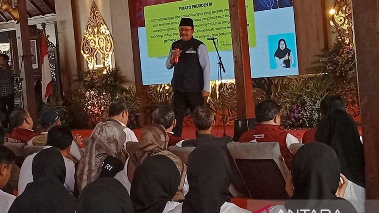 Menteri Sosial (Mensos) Syaifullah Yusuf memastikan Data Tunggal Sosial Ekonomi Nasional (DTSEN) segera digunakan untuk penyaluran bantuan sosial tepat sasaran, ditargetkan rampung triwulan pertama 2025.