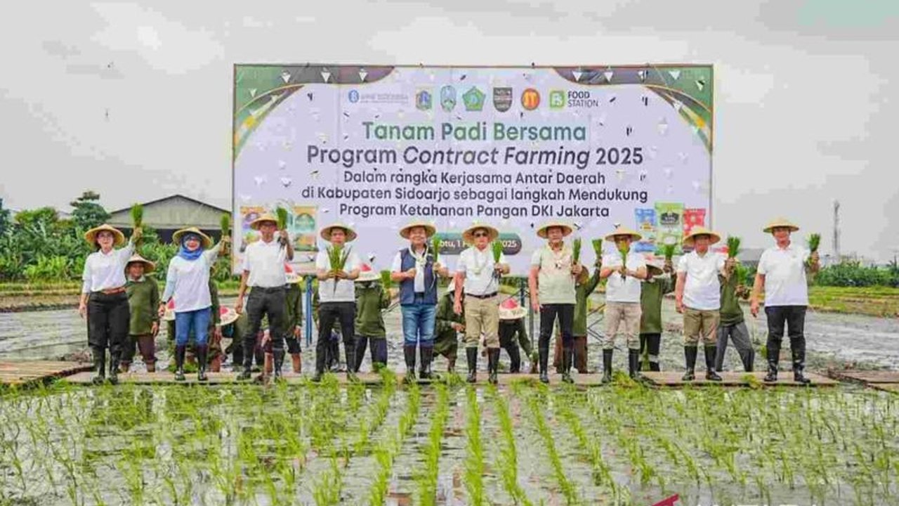 Pemerintah Provinsi DKI Jakarta memperkuat kerja sama dengan Kabupaten Sidoarjo untuk menjamin ketahanan pangan Jakarta, mengatasi keterbatasan lahan pertanian di Ibu Kota, dan meningkatkan kesejahteraan petani.