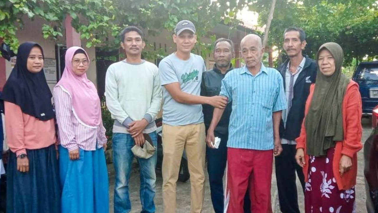 Pemerintah Kabupaten Lingga memulangkan Said Adnan (74), seorang lansia terlantar, kembali ke keluarganya di Tanjungpinang setelah mendapat perawatan dan bantuan.