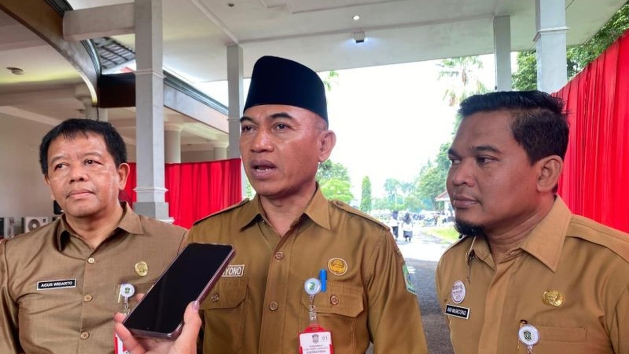 Pemkab Lumajang menyiapkan Rp3 miliar dari anggaran belanja tidak terduga (BTT) APBD 2025 untuk mendukung Program Makan Bergizi Gratis (MBG) meskipun belum ada petunjuk teknis resmi dari pemerintah pusat.