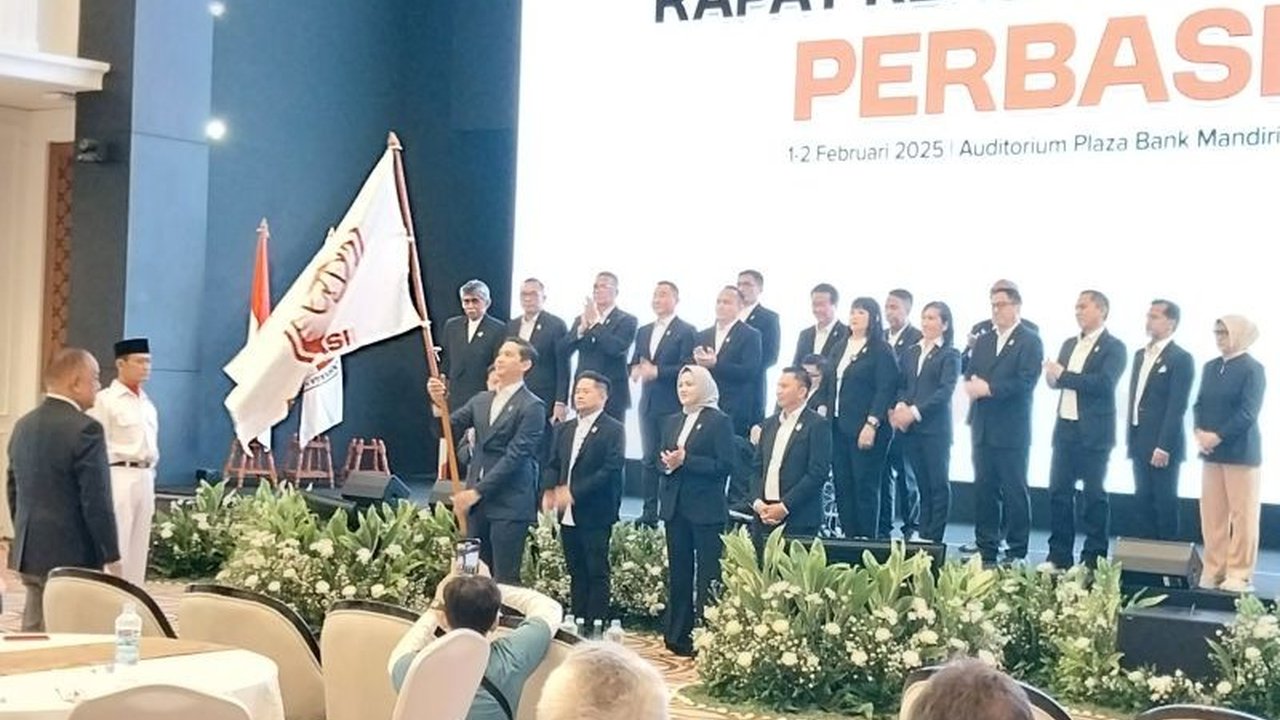 Ketua Umum KONI Pusat melantik pengurus baru Persatuan Bola Basket Seluruh Indonesia (Perbasi) periode 2024-2028 di Jakarta, Sabtu, 1 Februari 2024,  dengan Budisatrio Djiwandono sebagai Ketua Umum.