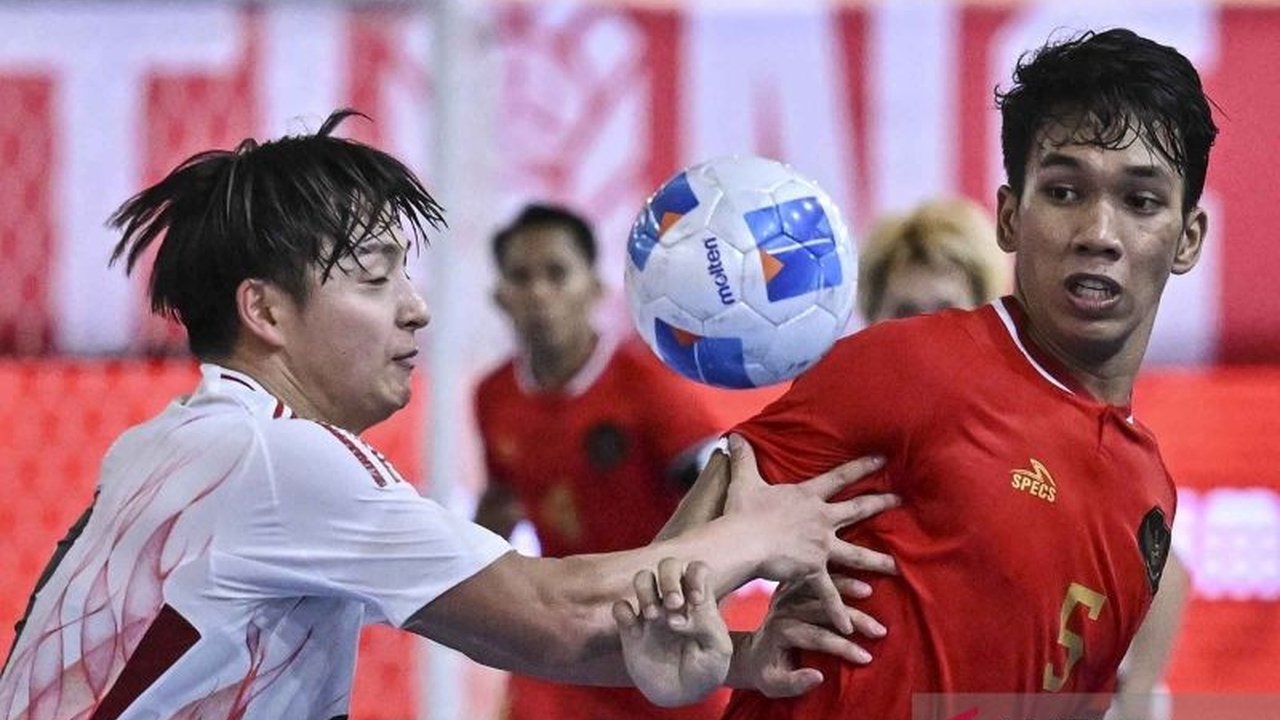 Timnas Futsal Indonesia harus mengakui keunggulan Argentina dengan skor 4-2 dalam laga 4 Nations World Series di Jakarta, Sabtu (1/2),  meski sempat memberikan perlawanan sengit.