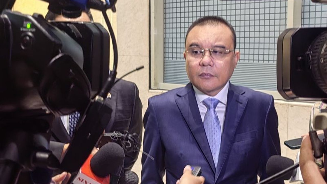 Setelah disetujui dalam rapat kerja Komisi VI DPR RI, RUU tentang Perubahan Ketiga UU BUMN akan disahkan menjadi undang-undang pada Selasa pekan depan, mencakup poin penting seperti penyesuaian definisi BUMN dan pengaturan privatisasi.