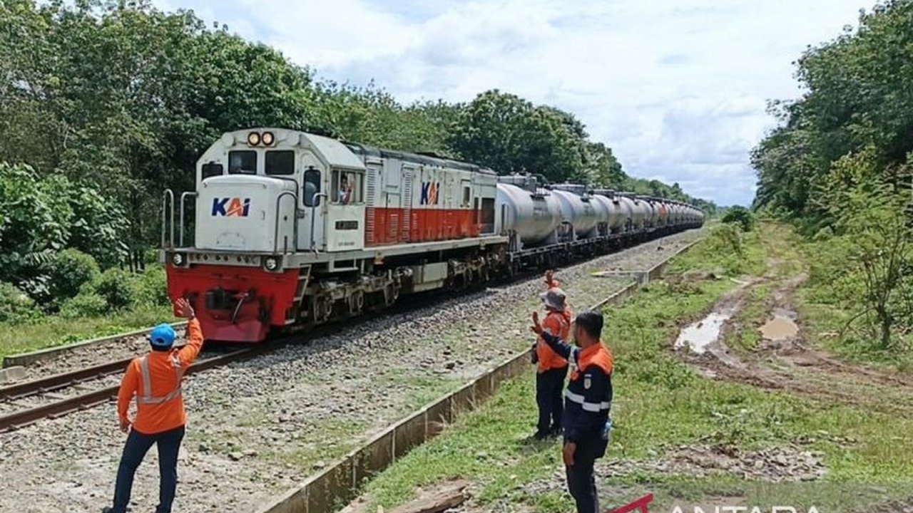 PT KAI Divre I Sumut mengimbau masyarakat meningkatkan kewaspadaan di perlintasan sebidang kereta api menyusul berlakunya Gapeka 2025 yang meningkatkan kecepatan dan mengubah jadwal perjalanan kereta api di Sumatera Utara mulai 1 Februari 2025.