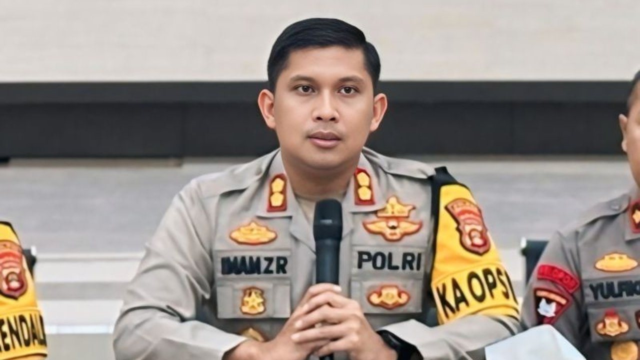 Polisi Polres OKU telah menangkap Rumidi (41) pelaku pembunuhan sadis terhadap Wawansyah (52) di Jembatan Kisam, Sumatera Selatan; motif pembunuhan masih dalam penyelidikan intensif.