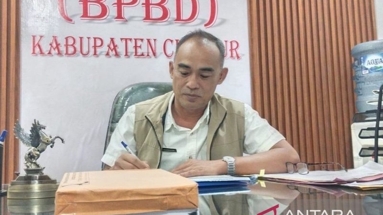 BPBD Cianjur meningkatkan pengawasan di pantai selatan akibat potensi gelombang tinggi dan bencana hidrometeorologi, termasuk  mengiimbau warga dan nelayan untuk waspada serta menyiapkan rencana kontijensi bencana.