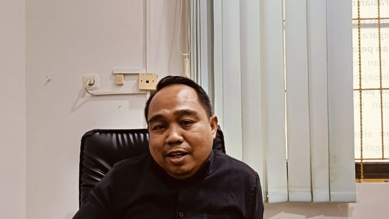 Kantor Imigrasi Mimika meningkatkan pengawasan WNA di Bandara Mozes Kilangin dan lokasi lainnya di Mimika, termasuk pemeriksaan dokumen dan verifikasi izin tinggal, guna mencegah pelanggaran keimigrasian.