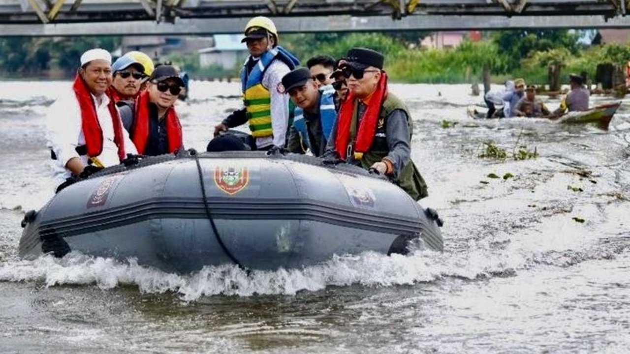 Gubernur Kalimantan Selatan meminta BNPB melakukan operasi modifikasi cuaca (OMC) untuk mencegah banjir saat Hari Pers Nasional (HPN) 2025 di Kalsel, mengingat Presiden dan pejabat negara dijadwalkan hadir.