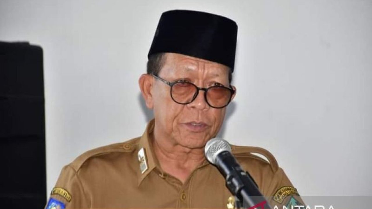 Badan Kesatuan Bangsa dan Politik (Kesbangpol) Kabupaten Rejang Lebong mendata 150 lebih LSM dan Ormas untuk menertibkan organisasi dan mencegah penyalahgunaan nama organisasi.
