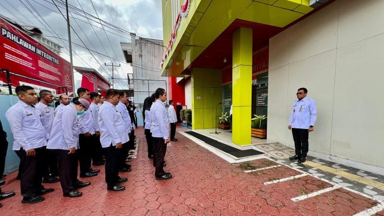Kemenkumham Maluku Utara dan Ditjen Pemasyarakatan Malut bersinergi optimalkan pelayanan publik, pengelolaan aset, dan SDM selama masa transisi, memastikan pelayanan masyarakat tetap prima.