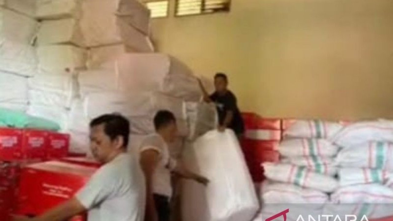Pemerintah Provinsi NTB mengirimkan bantuan logistik dan tim asesmen pasca banjir bandang dan tanah longsor di Kecamatan Wera, Kabupaten Bima, yang menyebabkan korban jiwa dan kerusakan rumah.
