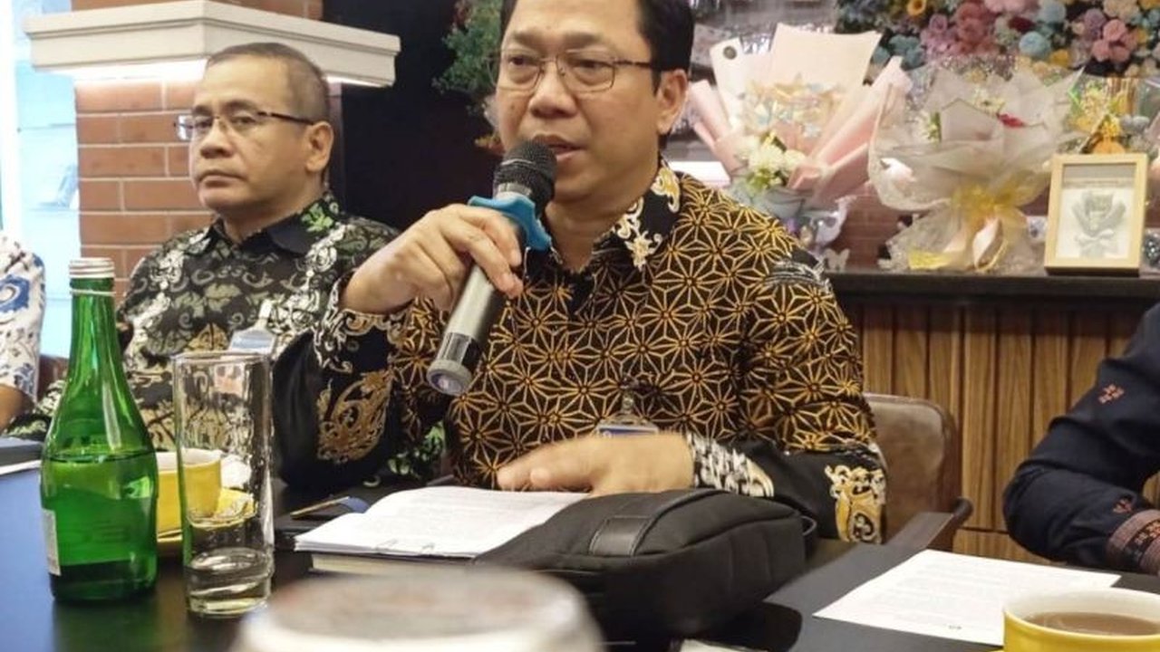 Bank Indonesia Kaltim dan Otoritas Jasa Keuangan Kaltimra berkolaborasi memperkuat edukasi keuangan digital untuk mendorong pertumbuhan ekonomi inklusif di Kalimantan Timur, ditandai dengan peningkatan pengguna QRIS.