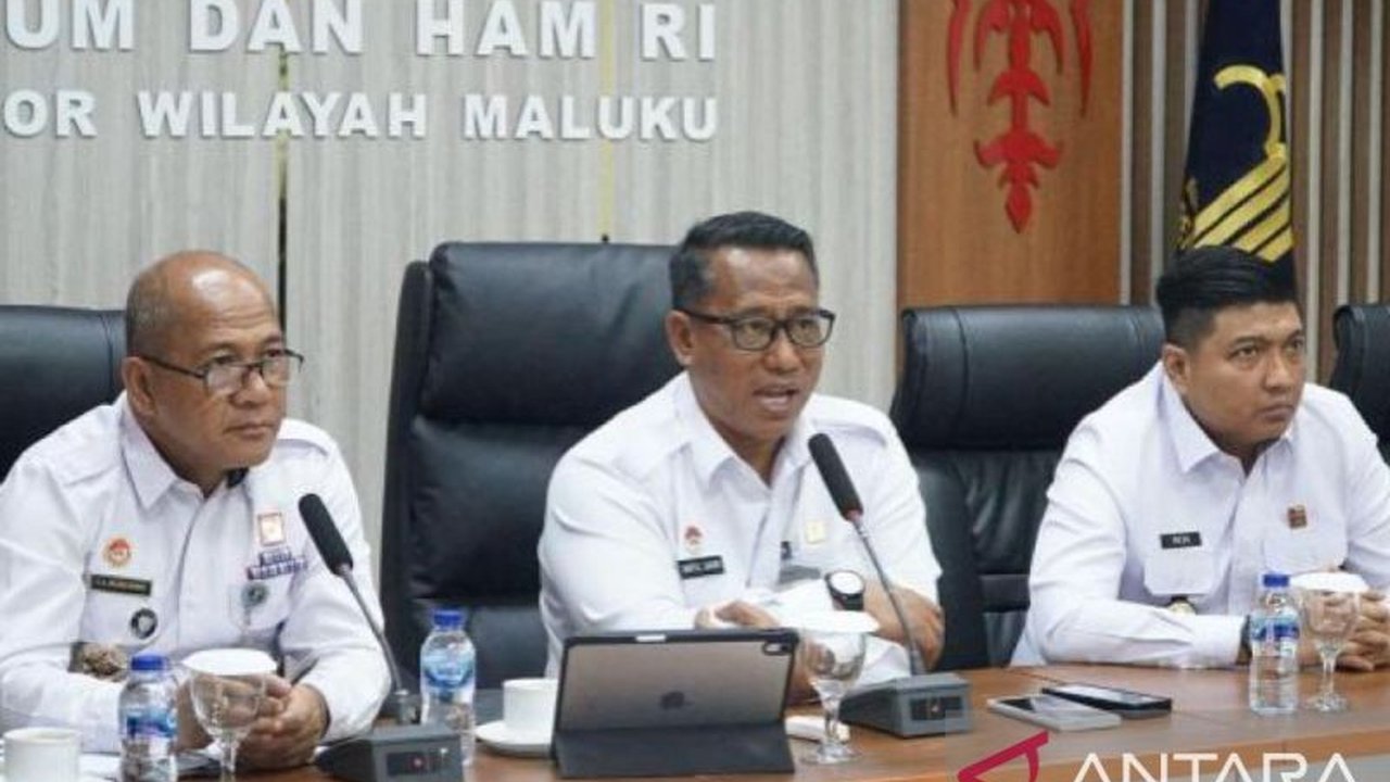 Kemenkumham Maluku melakukan harmonisasi produk hukum kekayaan intelektual (KI) di daerah, mendorong pendaftaran KI komoditas lokal seperti Salak Riri dan Kopi Tuni untuk meningkatkan perekonomian UMKM.