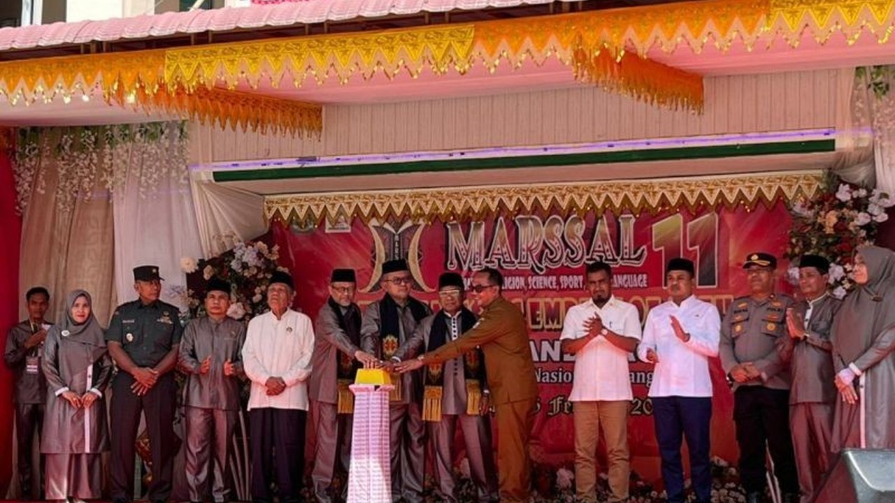 Sebanyak 1.659 pelajar dari sembilan provinsi di Indonesia berpartisipasi dalam kompetisi Madrasah Marssal XI di Banda Aceh, yang menawarkan berbagai cabang lomba dan 'golden ticket' bagi para juara.