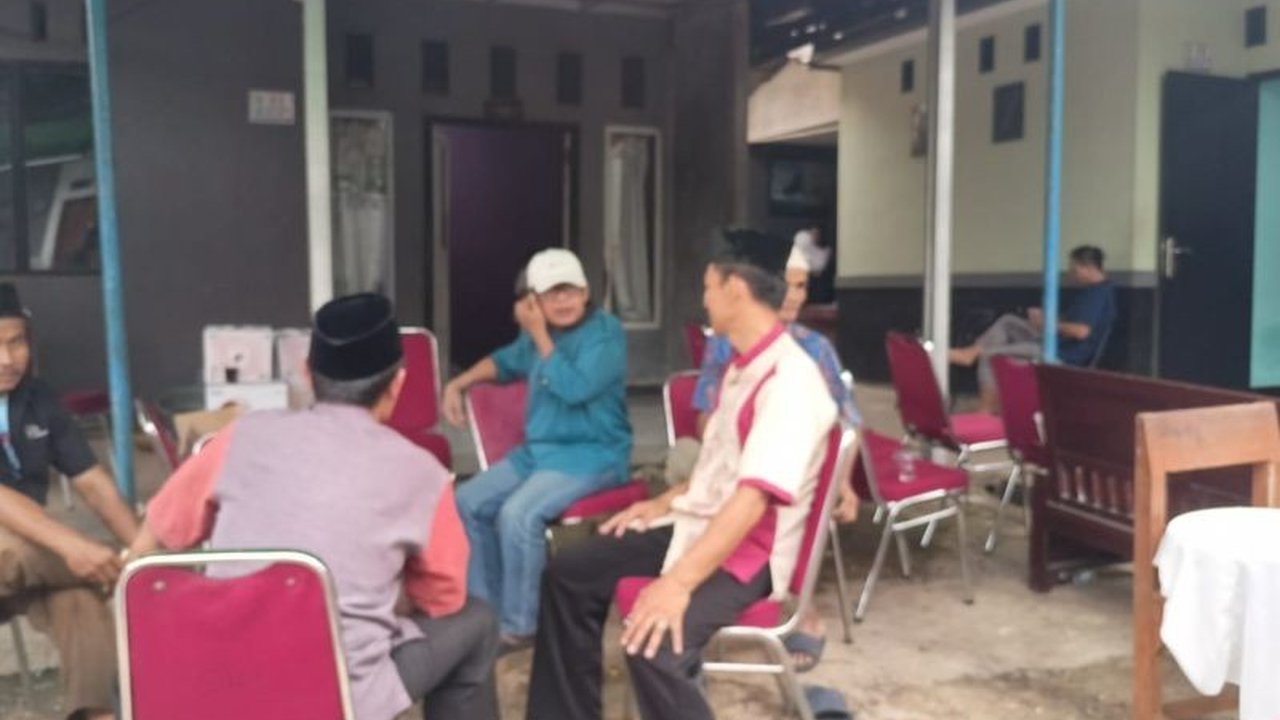 Yonih (62), warga Pamulang, Tangerang Selatan, meninggal dunia diduga karena kelelahan setelah mengantre tabung gas 3 kg bersubsidi; kejadian ini menyoroti kesulitan akses gas bagi warga.