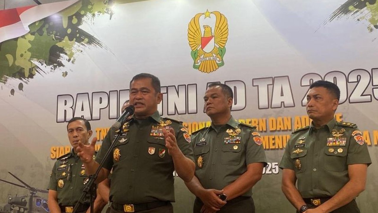 KSAD Jenderal TNI Maruli Simanjuntak menargetkan pembangunan 1.600 titik air bersih pada 2025, menambah total titik air menjadi 5.000 dan memastikan akses air bersih bagi seluruh masyarakat Indonesia.