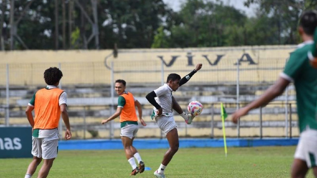 PSMS Fans Club (PFC) meminta PSMS Medan untuk fokus mengamankan kemenangan demi menjaga posisi aman di klasemen playoff degradasi Liga 2, meskipun telah meraih tiga kemenangan beruntun.