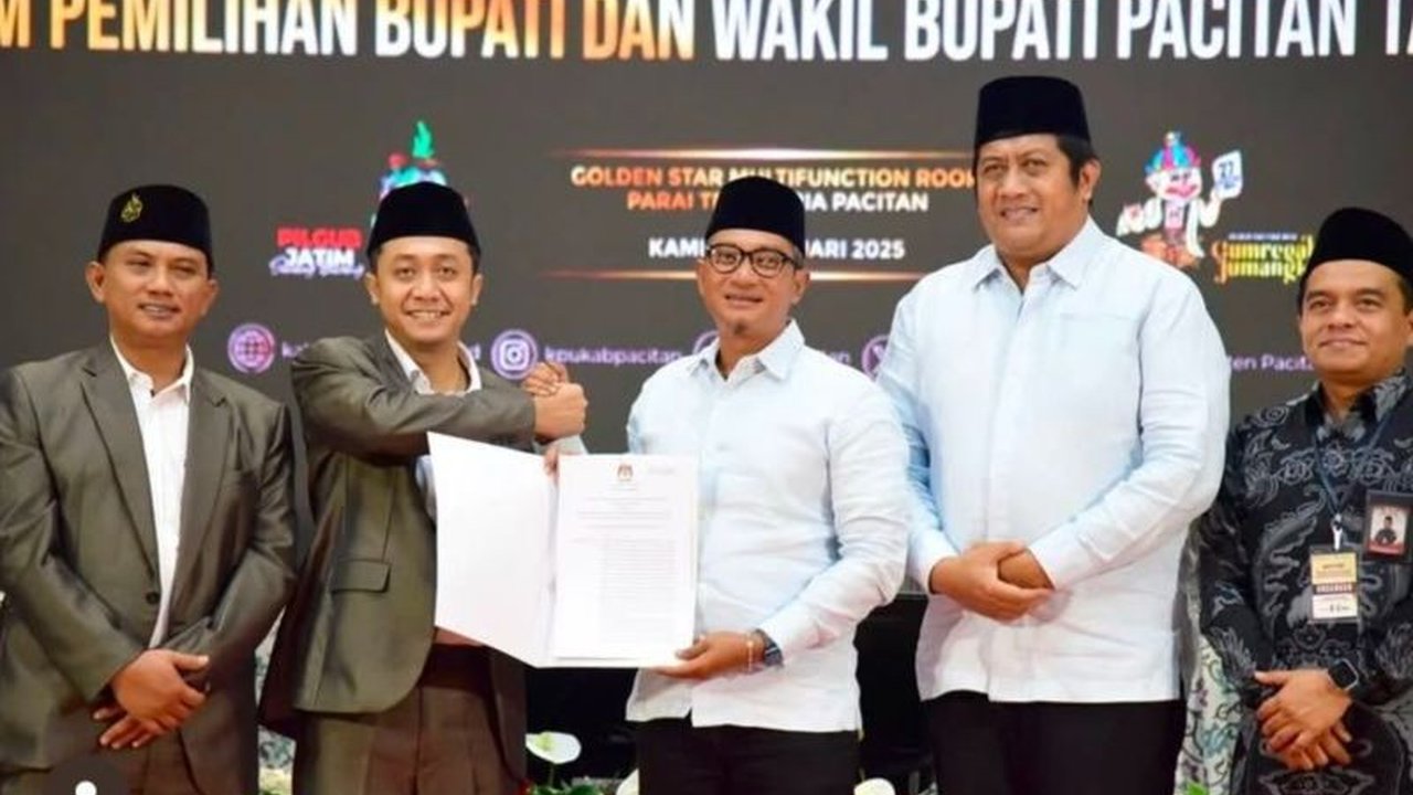 KPU Pacitan merespon positif penundaan pelantikan Bupati dan Wakil Bupati terpilih periode 2024-2029 yang semula dijadwalkan 6 Februari 2025, mengikuti perubahan jadwal putusan MK.
