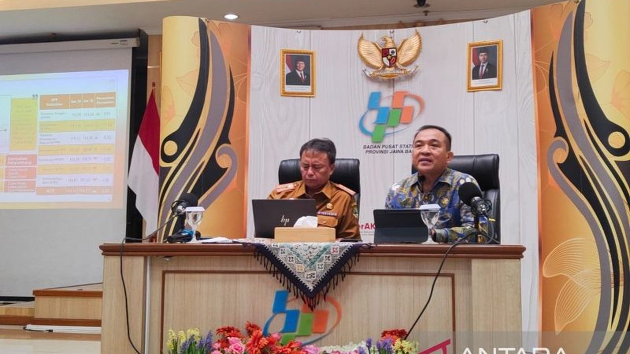 Kunjungan wisatawan mancanegara di Bandara Kertajati anjlok di Desember 2024, diduga karena peralihan moda transportasi menuju Jakarta dan dilanjutkan ke Bandung via darat.