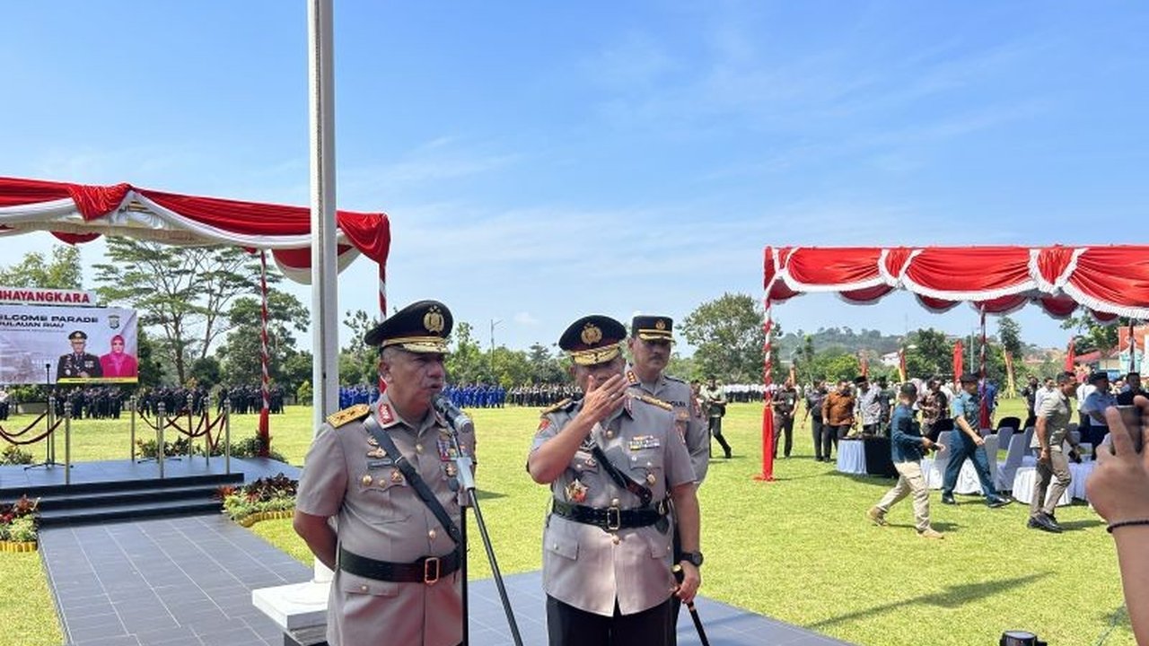 Brigjen Pol. Asep Safrudin resmi menjabat Kapolda Kepri, berkomitmen meningkatkan pelayanan publik dan sinergi dengan pemerintah daerah untuk menciptakan keamanan dan kesejahteraan masyarakat Kepri.