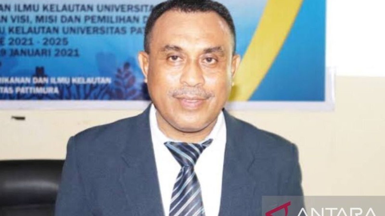 Universitas Pattimura (Unpatti) Ambon gencar mencetak wirausahawan kelautan untuk mengoptimalkan potensi maritim Maluku yang luas, selaras dengan konsep ekonomi biru pemerintah.