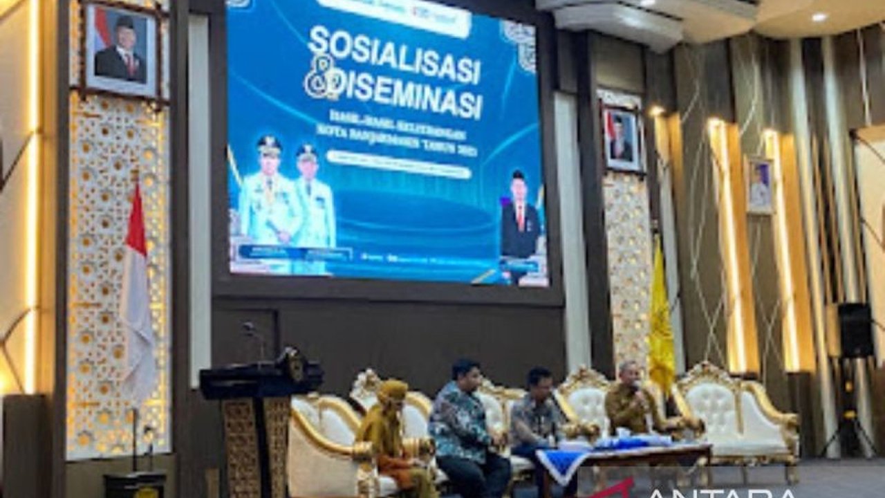 Pemerintah Kota Banjarmasin membahas tujuh kajian strategis hasil penelitian untuk kemajuan kota di berbagai sektor, termasuk ekonomi, pariwisata, dan pelestarian budaya, guna mengintegrasikan ke dalam RPJM dan Renja.