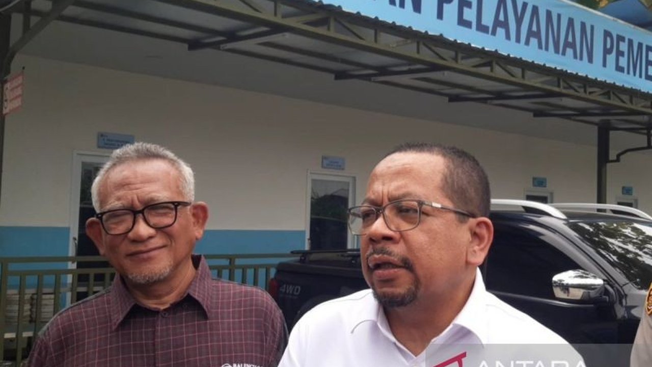 Wakil Kepala Staf Kepresidenan sampaikan Presiden Prabowo Subianto sangat optimis dengan program Makan Bergizi Gratis (MBG) yang ditargetkan rampung dalam setahun, meskipun tantangan implementasinya masih besar.