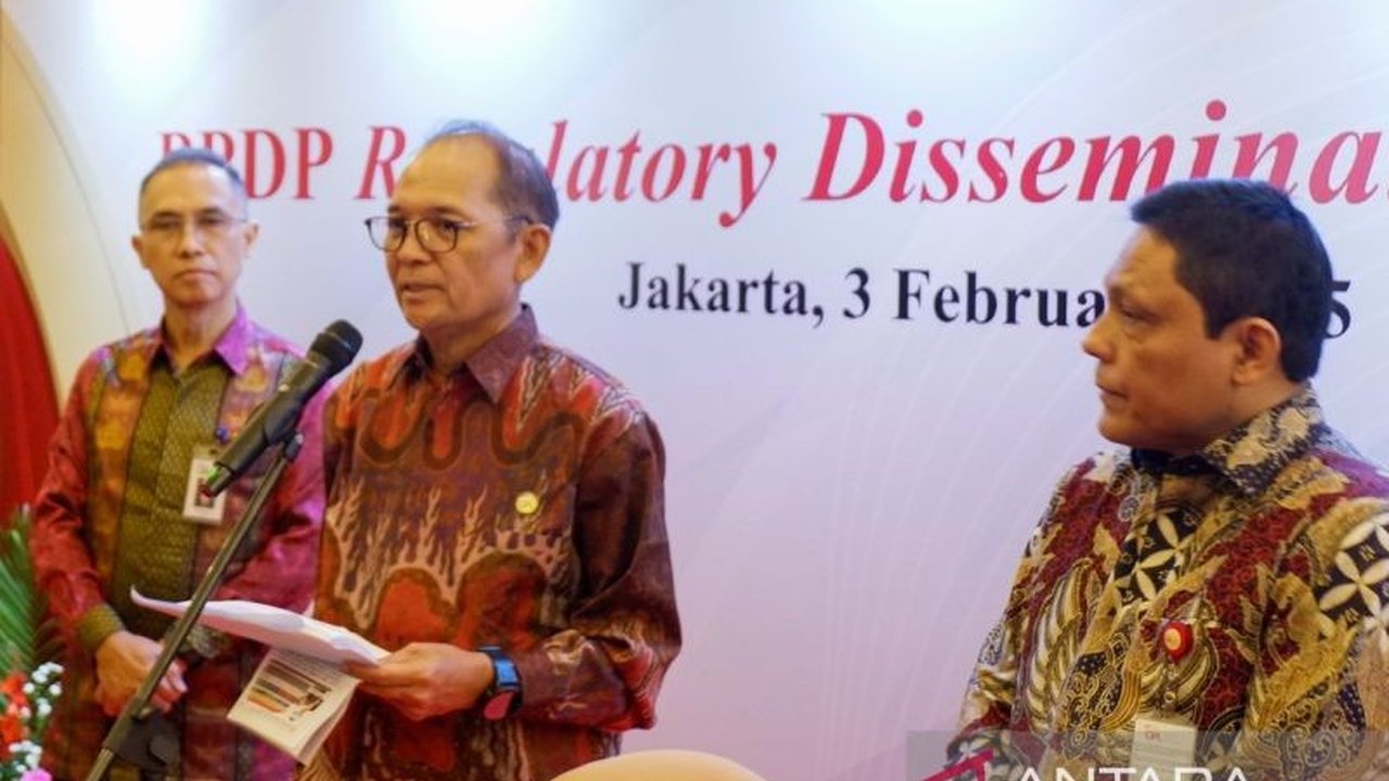 Otoritas Jasa Keuangan (OJK) melaporkan pertumbuhan aset industri asuransi Indonesia sebesar 2,03 persen di Desember 2024, mencapai Rp1.133,87 triliun, meskipun terdapat sedikit penurunan pada sektor asuransi jiwa.