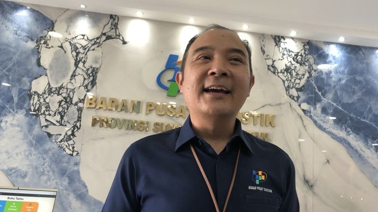 Badan Pusat Statistik mencatat Sumatera Selatan mengalami deflasi 0,36 persen secara bulanan pada Januari 2025, didorong penurunan harga perumahan dan kenaikan harga cabai.