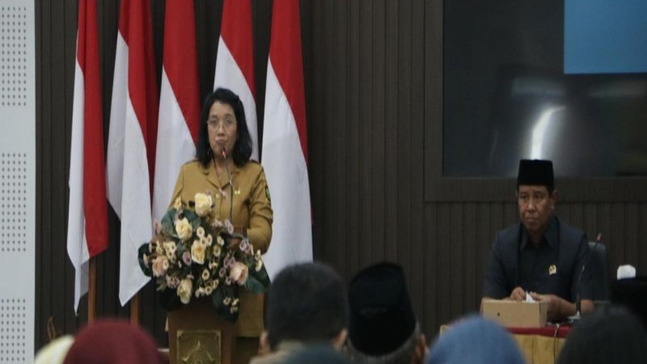 Pemerintah Kabupaten Kulon Progo menetapkan lima program prioritas, yaitu peningkatan SDM, optimalisasi tata kelola pemerintahan, pemberdayaan ekonomi, pengembangan kawasan aerotropolis, dan pembangunan infrastruktur berkelanjutan, guna mendukung pembangu