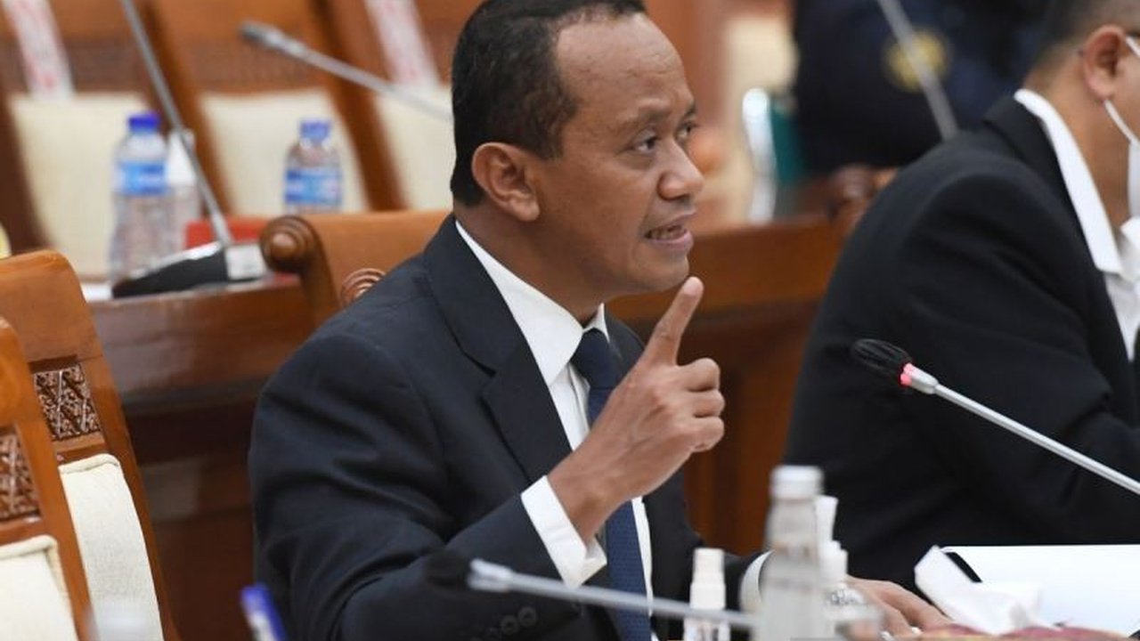 Menteri ESDM Bahlil Lahadalia akan mengajukan kasasi ke Mahkamah Agung atas vonis bebas yang diterima warga negara China atas kasus penambangan ilegal di Kalimantan Barat, yang merugikan negara hingga Rp1,02 triliun.