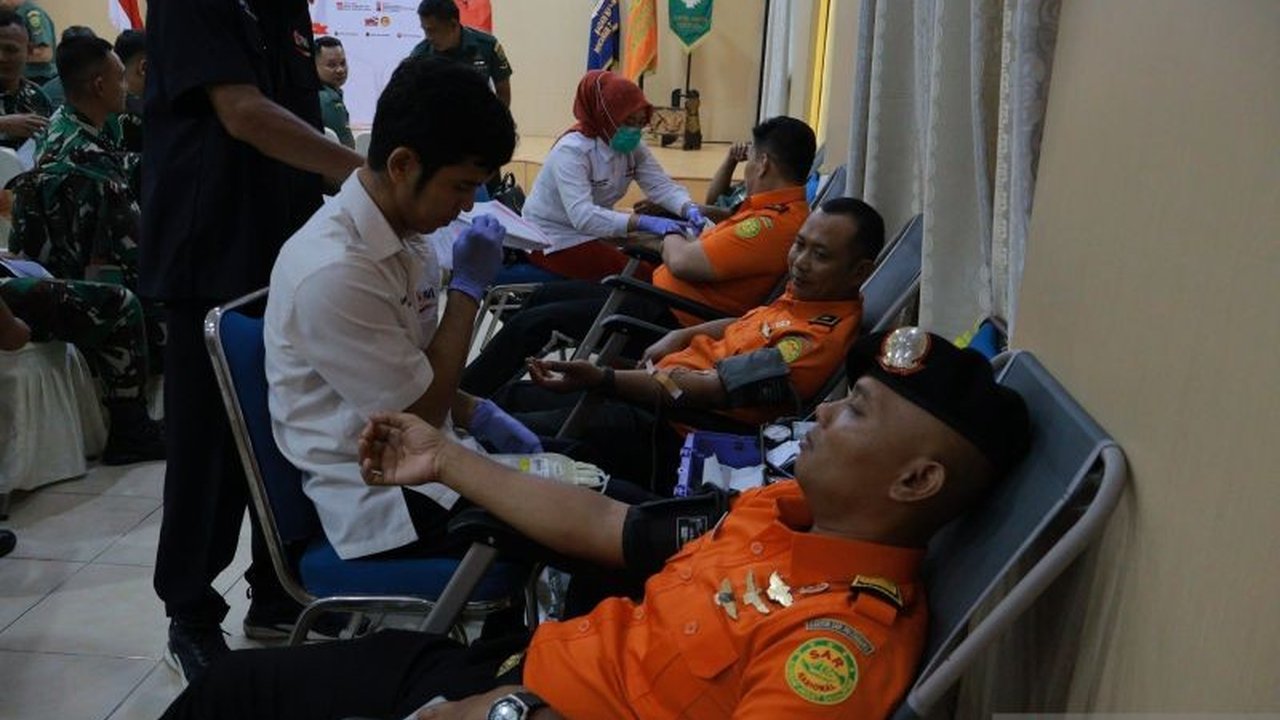 Dalam rangka HUT ke-53 Basarnas 2025, Tim SAR Palembang berhasil mendonasikan 60 kantong darah kepada PMI Palembang, melebihi target awal 53 kantong, berkolaborasi dengan berbagai instansi.
