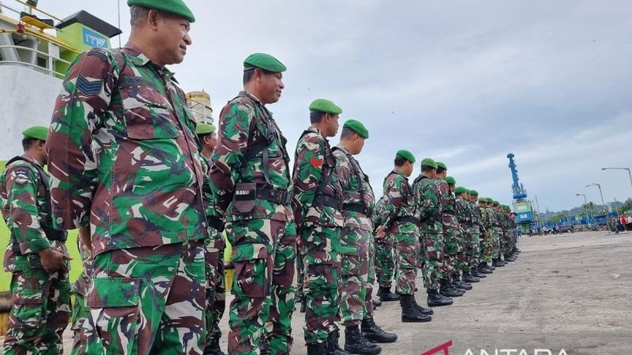 Sebanyak 762 personel gabungan mengamankan perayaan HUT ke-170 Pekabaran Injil di Pulau Mansinam, Manokwari, Papua Barat, untuk memastikan kelancaran acara dan mencegah potensi gangguan keamanan.