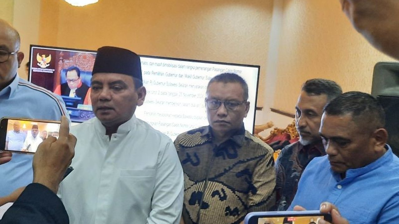 Penjabat Gubernur Sulawesi Tenggara meminta masyarakat menjaga keamanan dan ketertiban pasca Mahkamah Konstitusi menolak gugatan hasil Pilkada di 10 daerah setempat.