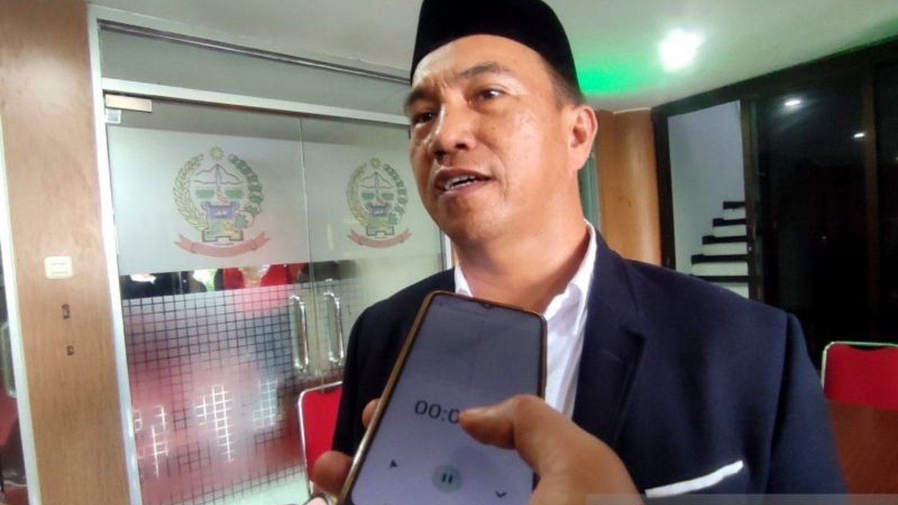 DPRD Sulawesi Selatan optimis menyelesaikan tujuh Ranperda warisan periode sebelumnya, tiga di antaranya difasilitasi Kemendagri, dengan prioritas pada Perda RPJMD 2025.