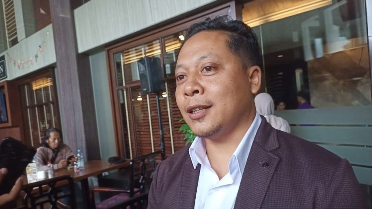 Mahkamah Konstitusi menolak gugatan Pilkada Tulungagung; KPU Tulungagung akan segera menetapkan pasangan calon terpilih Gatut Sunu Wibowo-Ahmad Baharudin setelah putusan MK bersifat final dan mengikat.
