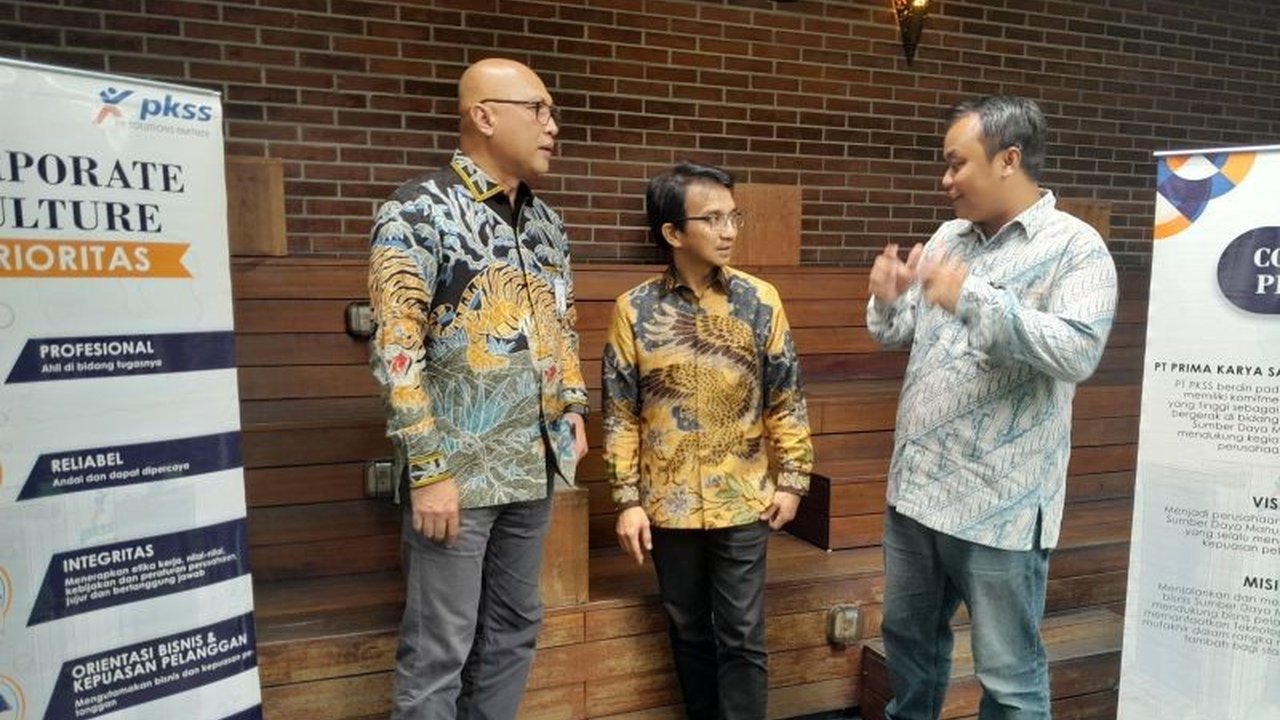 PT Prima Karya Sarana Sejahtera (PKSS) mengembangkan digitalisasi dalam rekrutmen dan manajemen tenaga kerja, termasuk aplikasi 'Prima Career' dan 'Prima SuperApps', serta membuka cabang baru di Ambon untuk perluasan jangkauan.