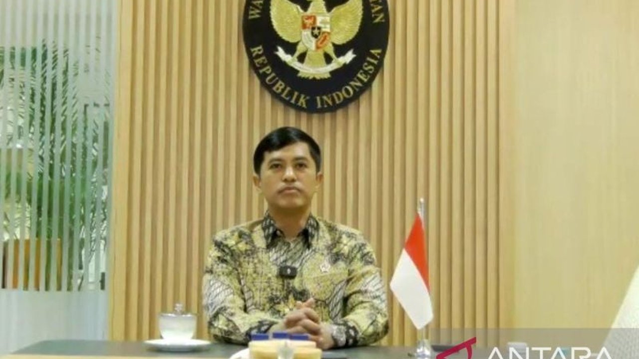 Wakil Menteri Kesehatan mengajak masyarakat Indonesia memanfaatkan program pemeriksaan kesehatan gratis untuk deteksi dini kanker guna meningkatkan peluang kesembuhan dan mengurangi biaya perawatan.