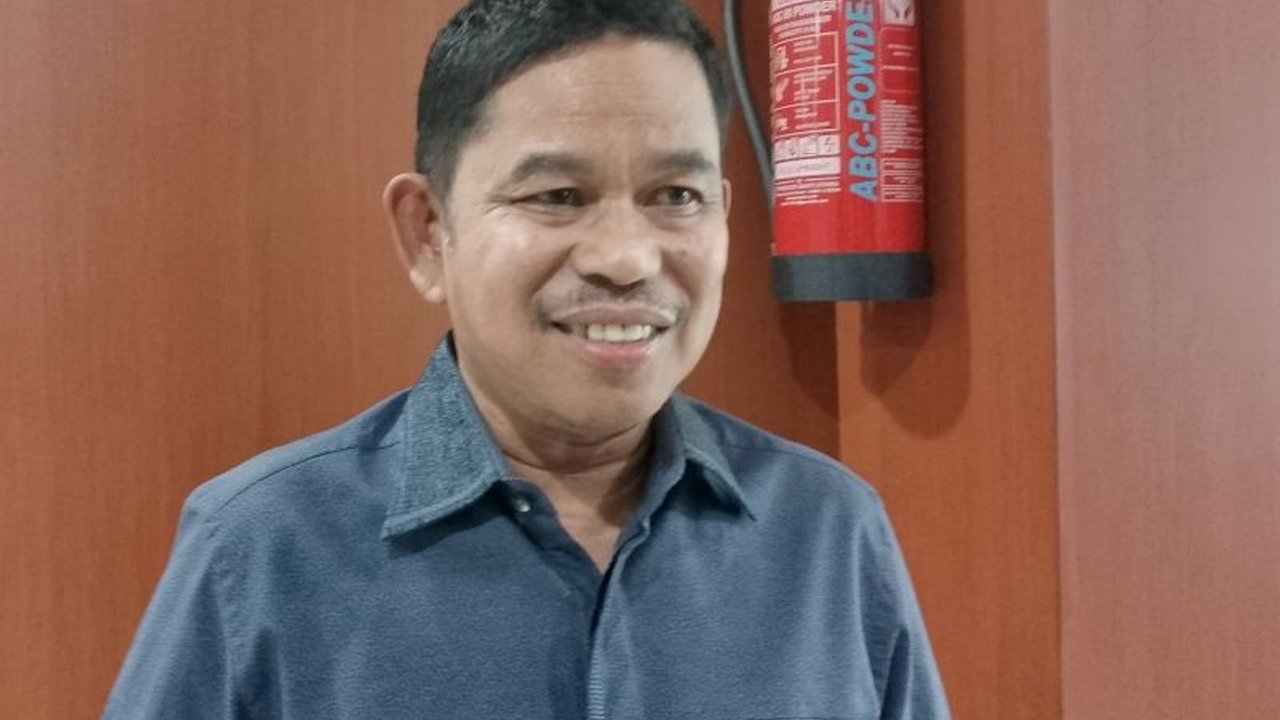 DPRD Penajam Paser Utara melanjutkan pembahasan enam Rancangan Peraturan Daerah (Raperda) yang sempat tertunda, termasuk Raperda RPJPD 2025-2045, ditargetkan selesai dan disahkan tahun ini.