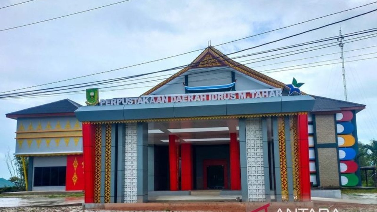 Dinas Perpustakaan dan Kearsipan (Disperpusip) Natuna pindah ke gedung baru setelah gedung lama terdampak banjir; layanan perpustakaan akan dibuka kembali setelah proses penataan selesai.