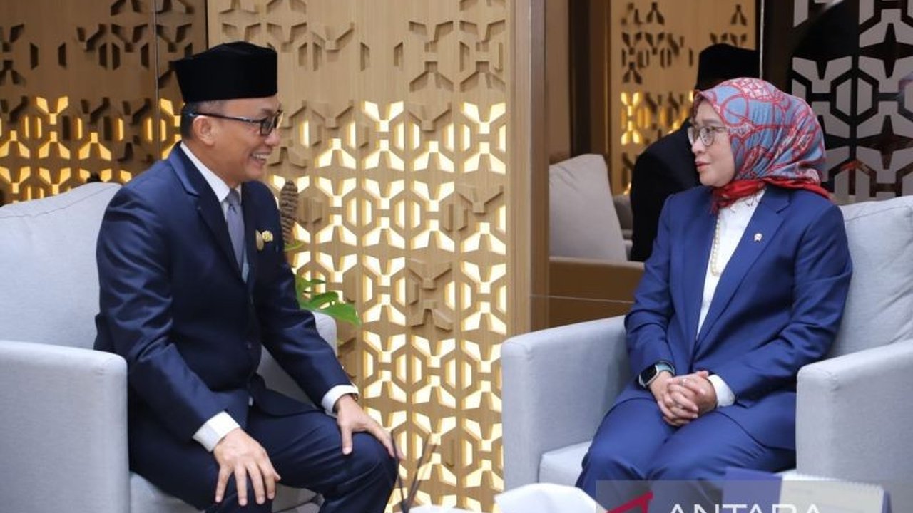 Kepala BKN, Zudan Arif, menekankan pentingnya transformasi kompetensi ASN di era digital untuk mendukung program Astacita Presiden Prabowo dan Wakil Presiden Gibran, guna menciptakan layanan publik yang efisien dan ASN yang responsif serta anti-korupsi.