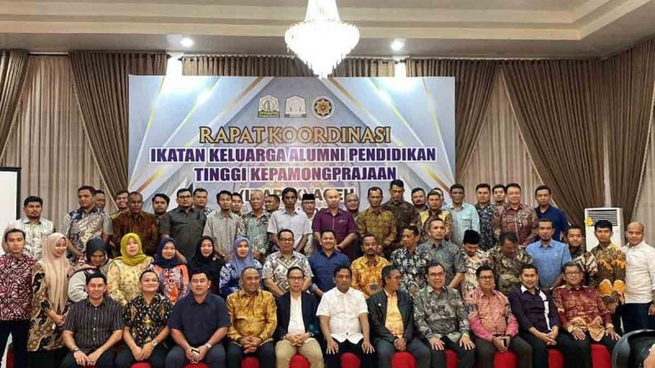 Penjabat Bupati Aceh Timur, Amrullah M Ridha, berharap Ikatan Keluarga Alumni Pendidikan Tinggi Kepamongprajaan (IKAPTK) Aceh dapat meningkatkan kontribusinya dalam pembangunan daerah,  sejalan dengan apresiasi Penjabat Gubernur Aceh atas peran IKAPTK dal