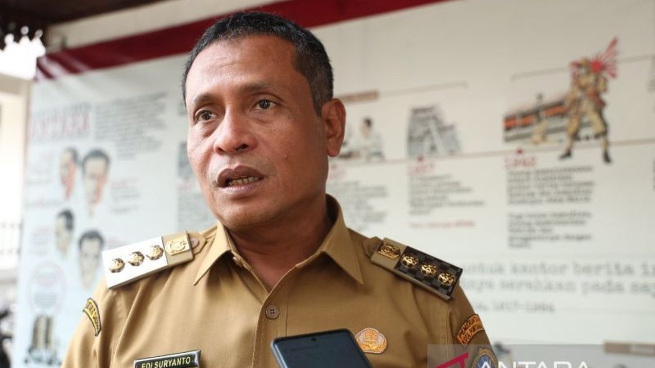 UMK Pontianak 2025 resmi naik menjadi Rp3.024.820, peningkatan ini diiringi pengawasan ketat dari Pemkot Pontianak untuk memastikan implementasi aturan upah minimum tersebut.