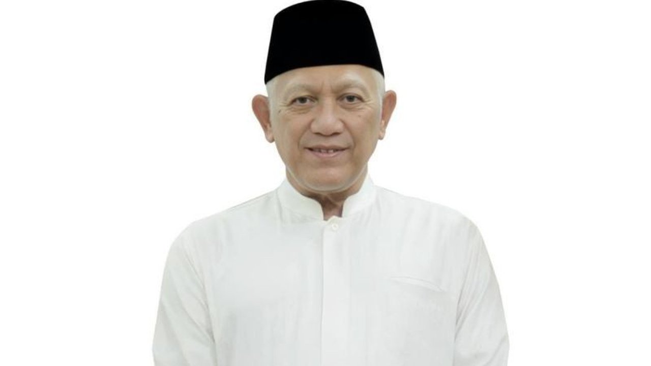 Ketua PWNU Jatim mempertanyakan penyelenggaraan Isra Miraj oleh HTI, menilai acara tersebut sebagai upaya politisasi momentum keagamaan dan melanggar hukum karena HTI merupakan organisasi terlarang.