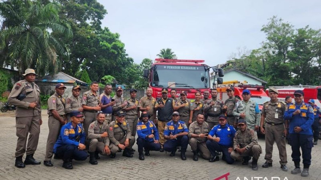 Pemerintah Kabupaten Manokwari mengerahkan Satpol PP dan BPBD untuk mengamankan perayaan HUT ke-170 Pekabaran Injil di Pulau Mansinam pada 5 Februari 2025,  meliputi pengamanan darat dan laut serta antisipasi cuaca buruk.