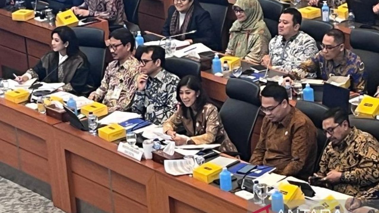 Kementerian Komunikasi dan Digital (Kominfo) mengusulkan efisiensi anggaran 2025 sebesar Rp4,49 triliun (58,17%)  menindaklanjuti Inpres Nomor 1 Tahun 2025 tentang efisiensi belanja APBN dan APBD 2025, dengan sisa anggaran Rp3,23 triliun akan dialokasikan