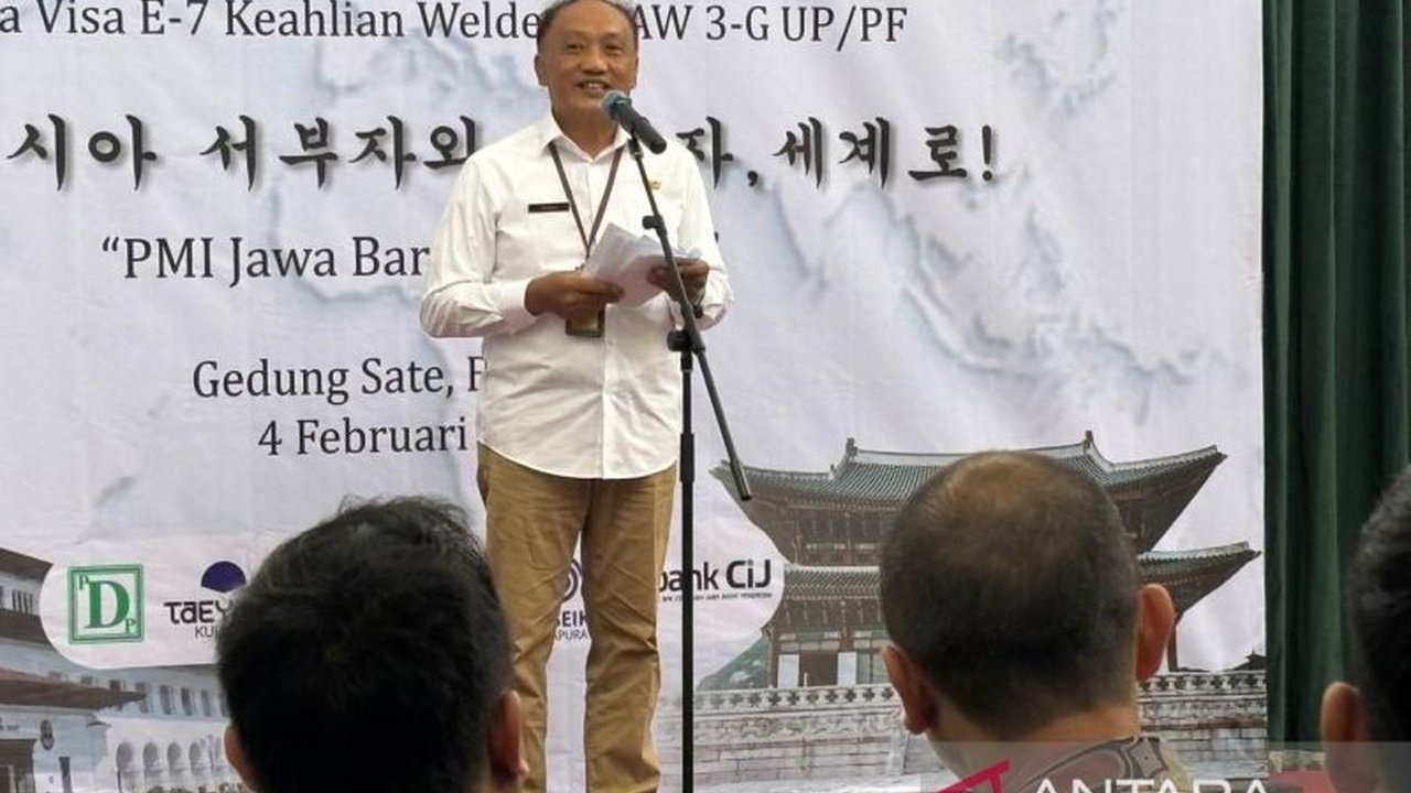 Pemberangkatan 14 PMI asal Jawa Barat sebagai juru las ke Korea Selatan diharapkan memotivasi warga untuk menggunakan jalur resmi bekerja di luar negeri dan menunjukkan komitmen pemerintah dalam melindungi pekerja migran.